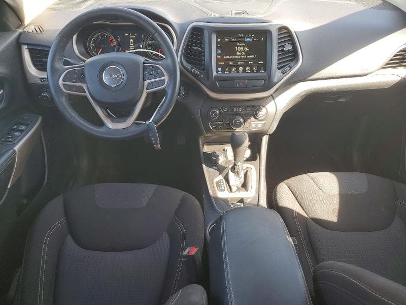 2017 JEEP CHEROKEE LATITUDE 8