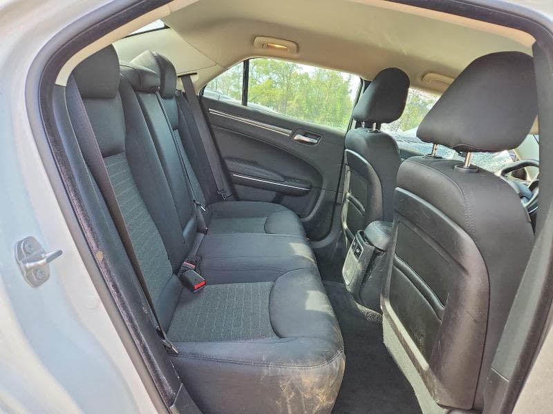 2019 CHRYSLER 300 TOURING 10