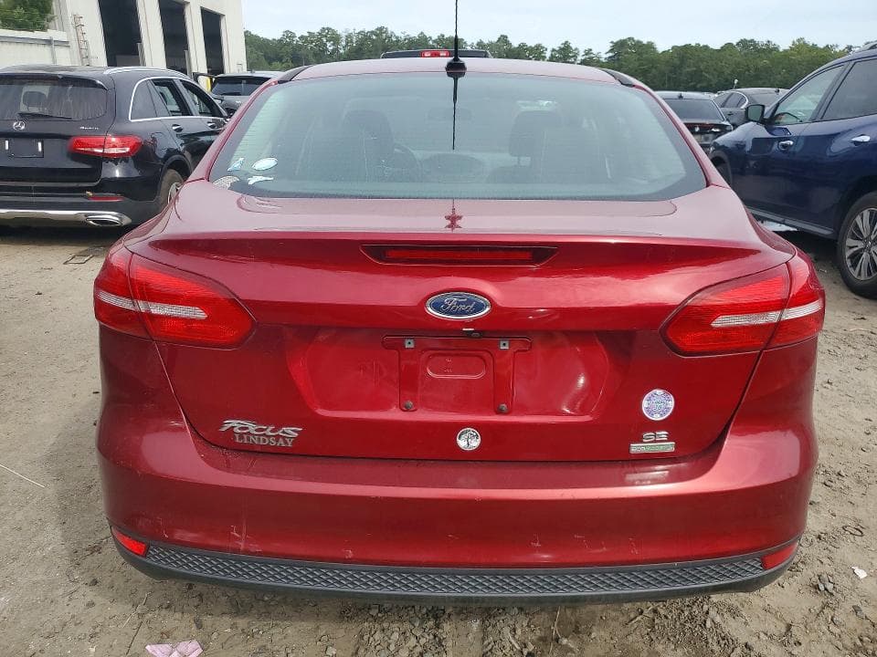 2017 FORD FOCUS SE 6