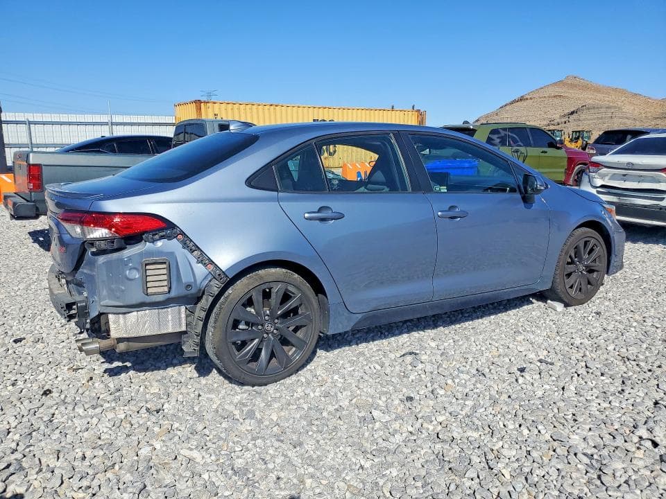 2023 TOYOTA COROLLA SE 3