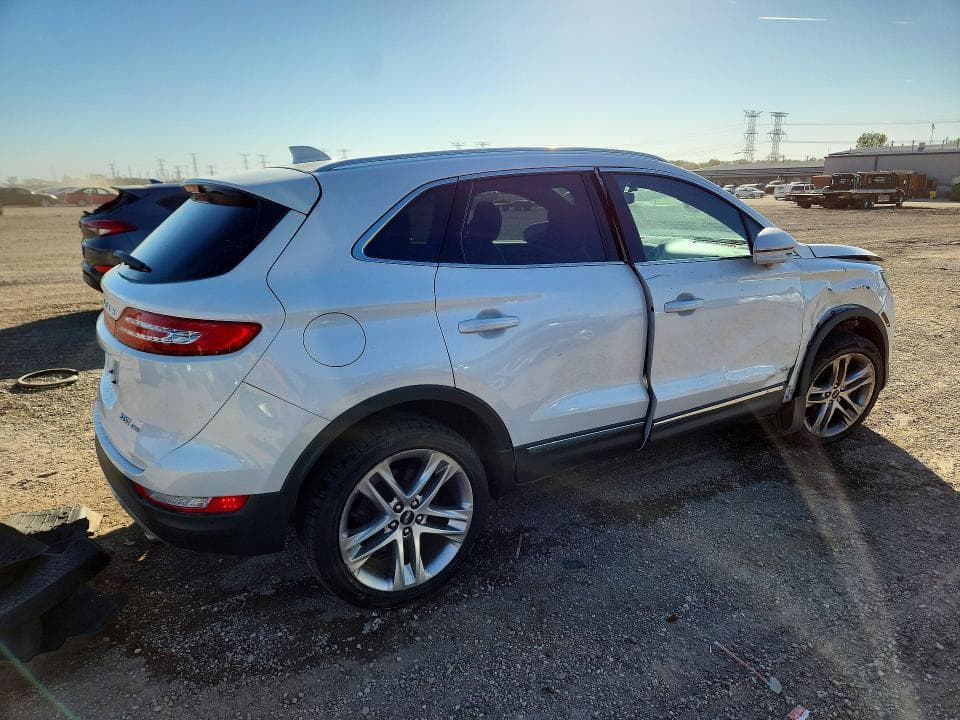 2017 LINCOLN MKC RESERVE 3