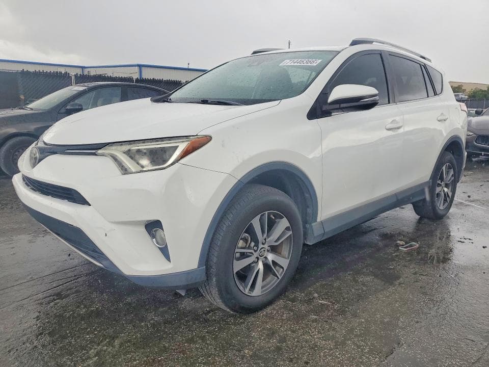 2018 TOYOTA RAV4 XLE