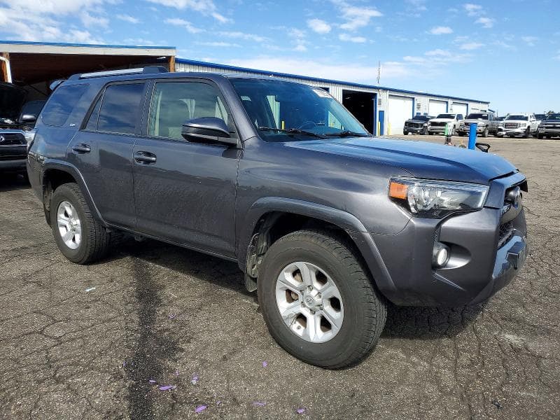 2019 TOYOTA 4RUNNER SR5 4