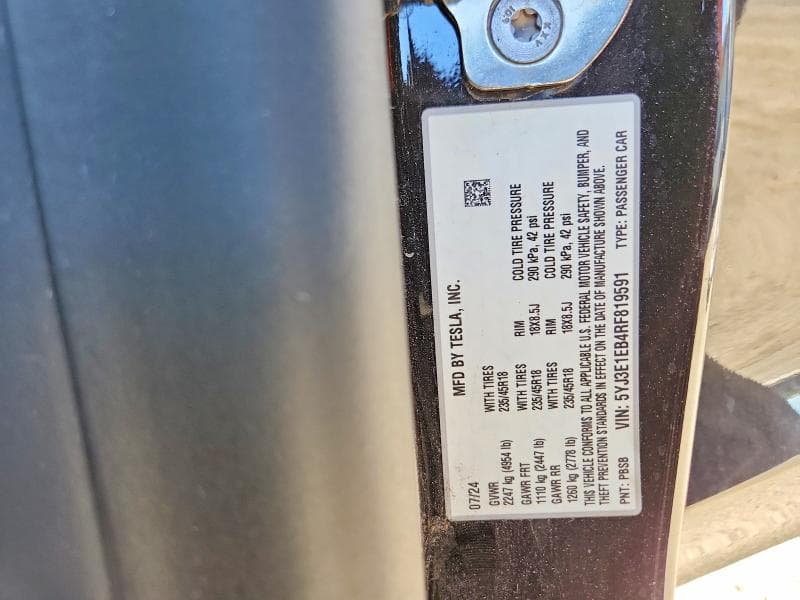 2024 TESLA MODEL 3 12