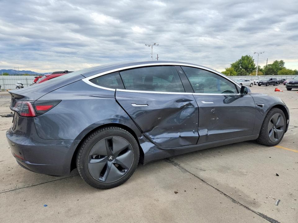 2019 TESLA MODEL 3 3
