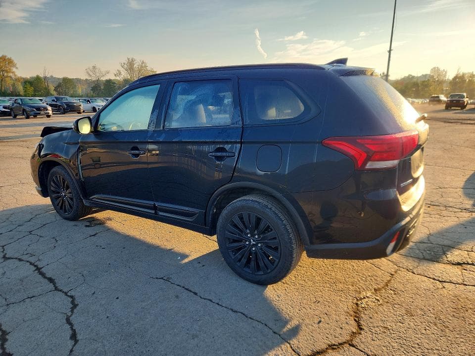 2020 MITSUBISHI OUTLANDER SE 2