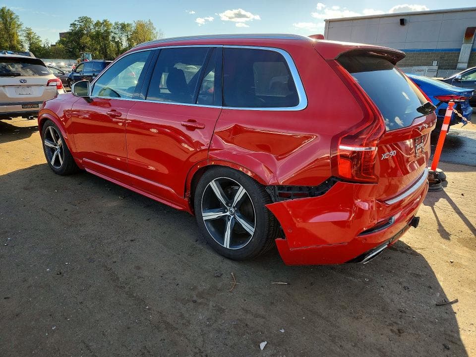 2017 VOLVO XC90 T6 2