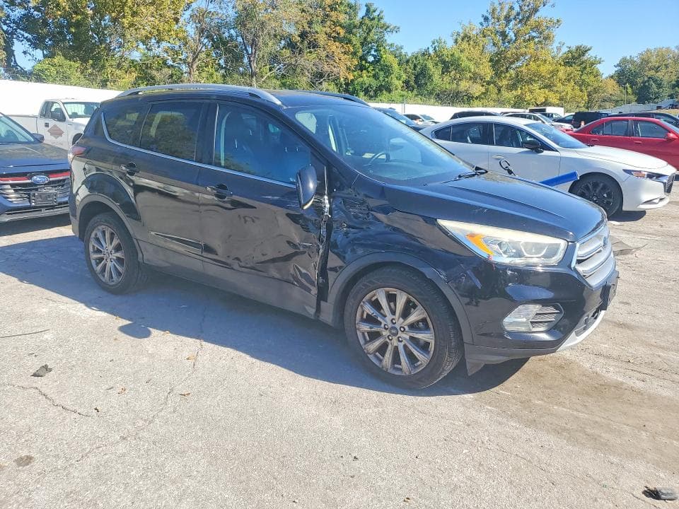 2017 FORD ESCAPE TITANIUM 4