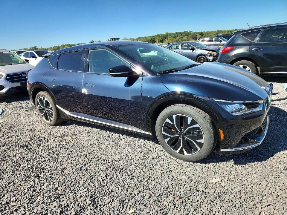 2023 KIA EV6 LIGHT 4