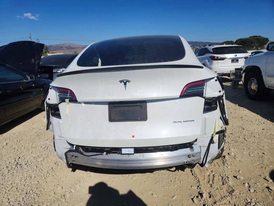 2021 TESLA MODEL Y 6