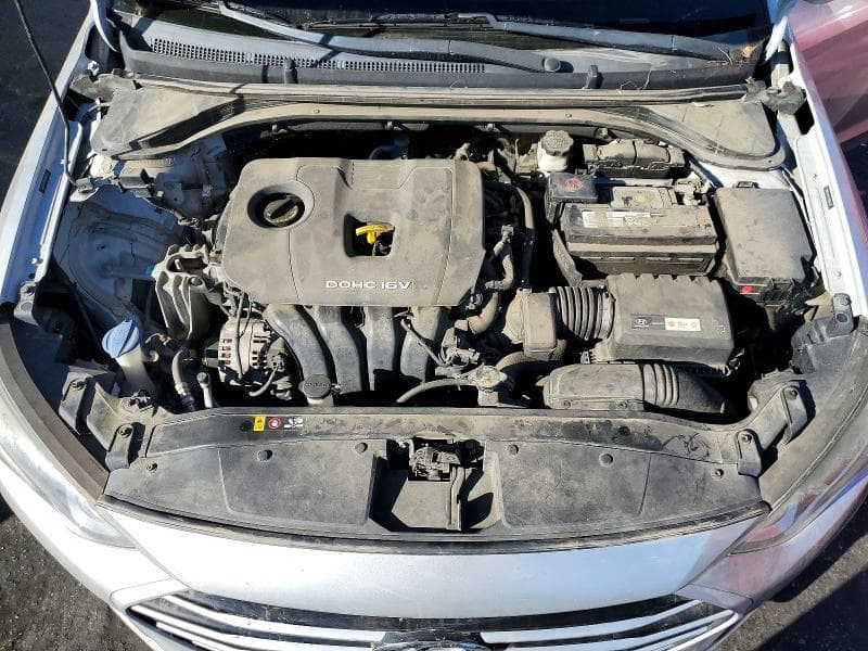 2017 HYUNDAI ELANTRA SE 11