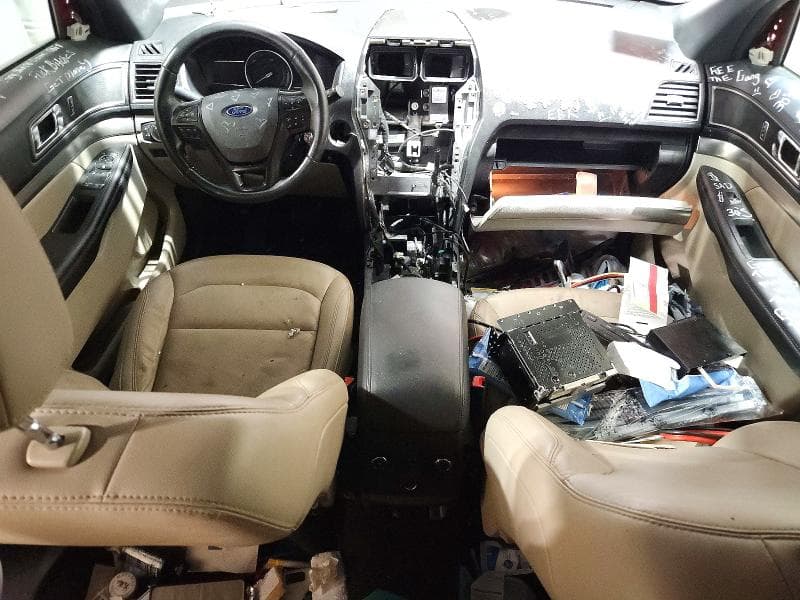 2018 FORD EXPLORER XLT 8