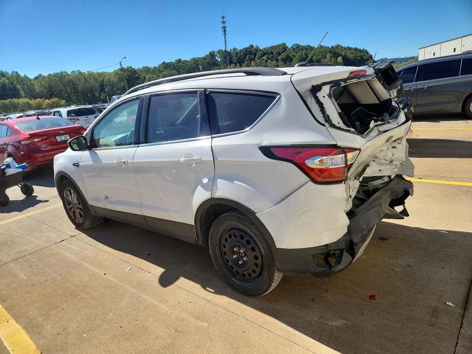 2018 FORD ESCAPE SE 2
