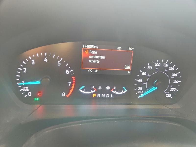 2020 FORD ESCAPE SE 9