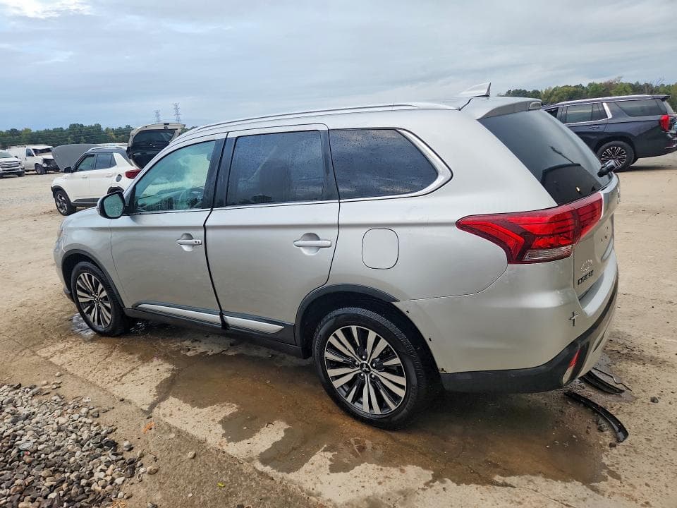 2019 MITSUBISHI OUTLANDER SE 2