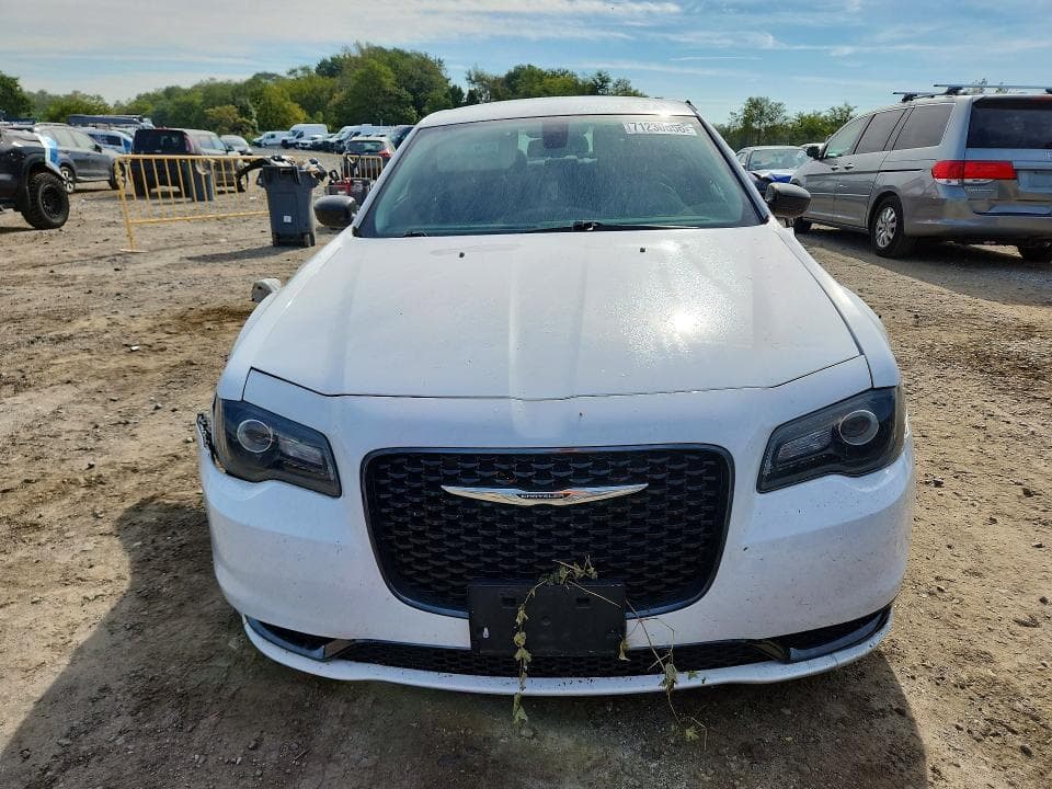 2019 CHRYSLER 300 TOURING 5