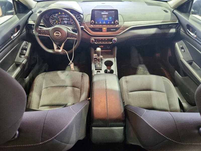 2025 NISSAN ALTIMA SV 8