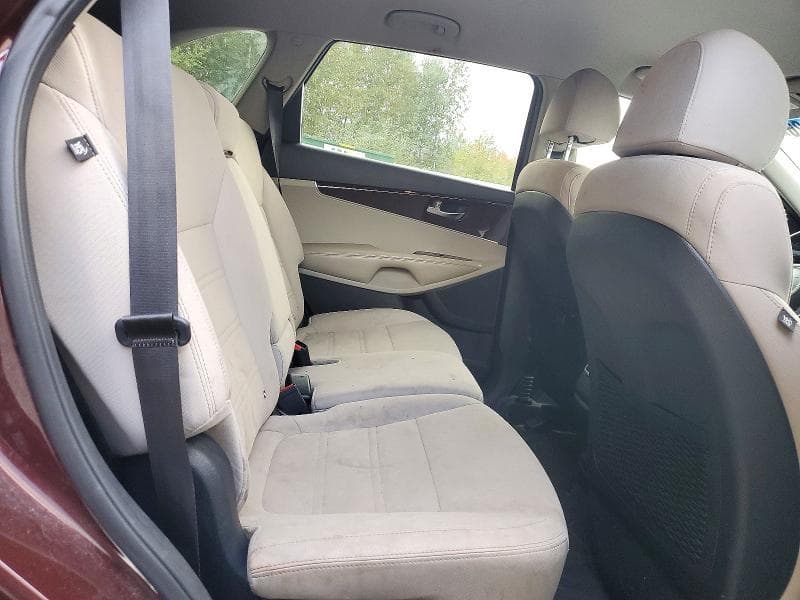 2018 KIA SORENTO LX 11