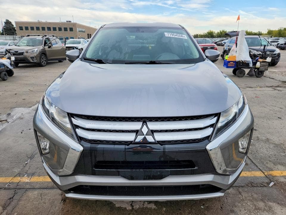 2018 MITSUBISHI ECLIPSE CROSS SE 5