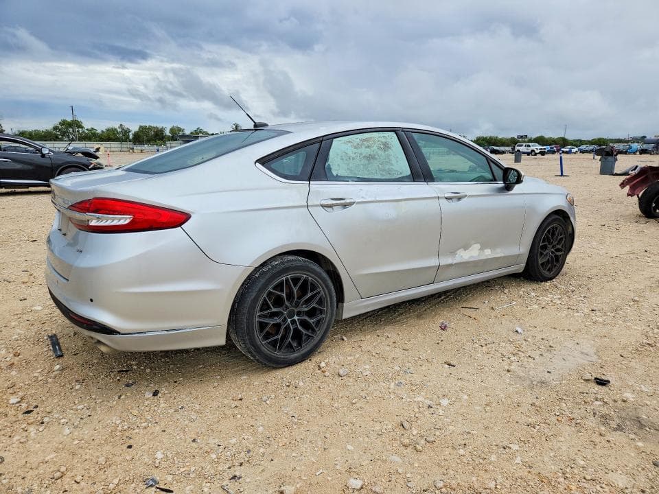 2017 FORD FUSION SE 3