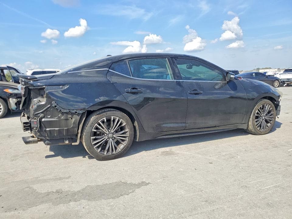 2017 NISSAN MAXIMA PLATINUM 3