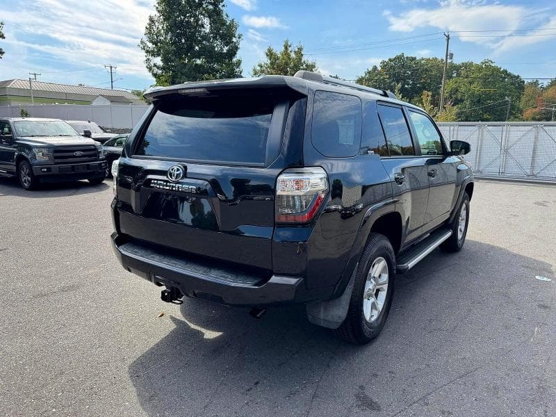 2019 TOYOTA 4RUNNER SR5 3