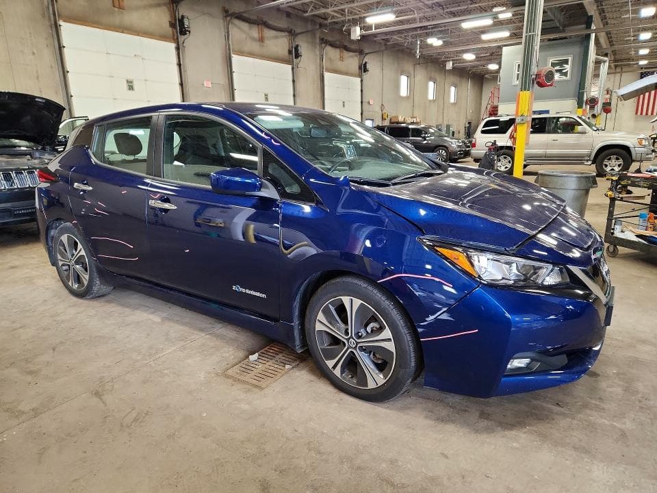 2019 NISSAN LEAF SV 4