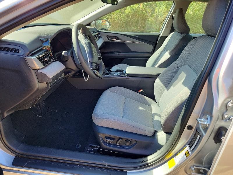 2026 TOYOTA CAMRY LE 7