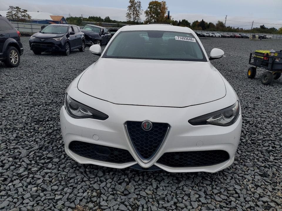 2018 ALFA ROMEO GIULIA TI 5