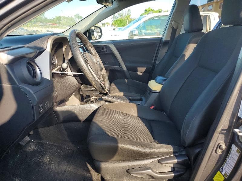 2018 TOYOTA RAV4 LE 7