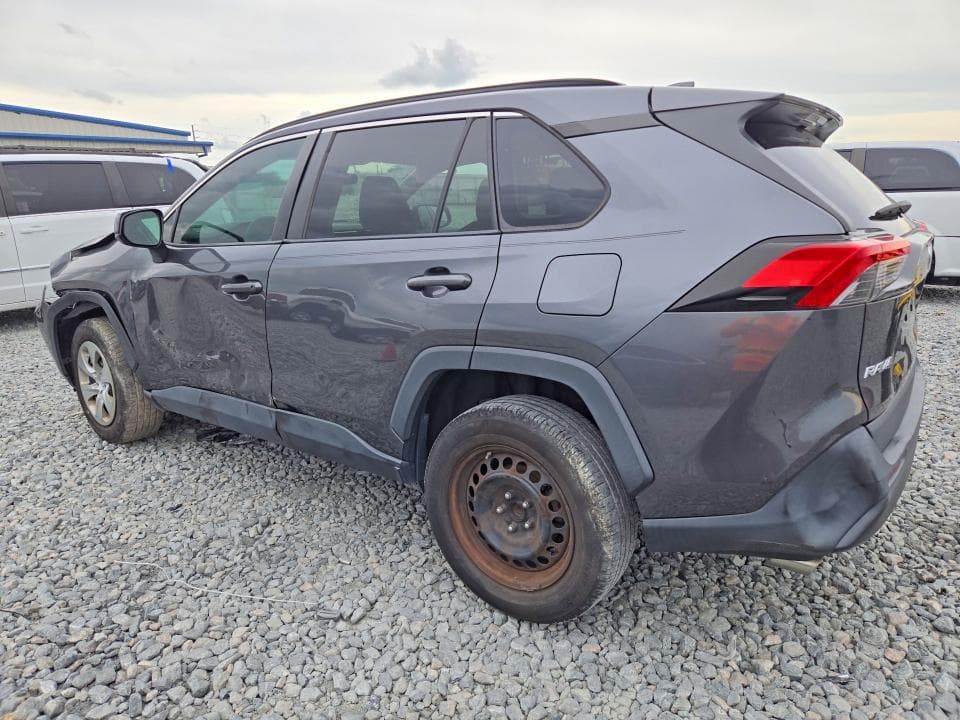 2019 TOYOTA RAV4 LE 2