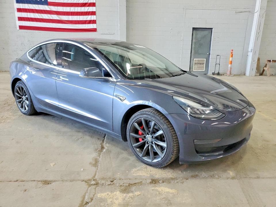 2020 TESLA MODEL 3 4