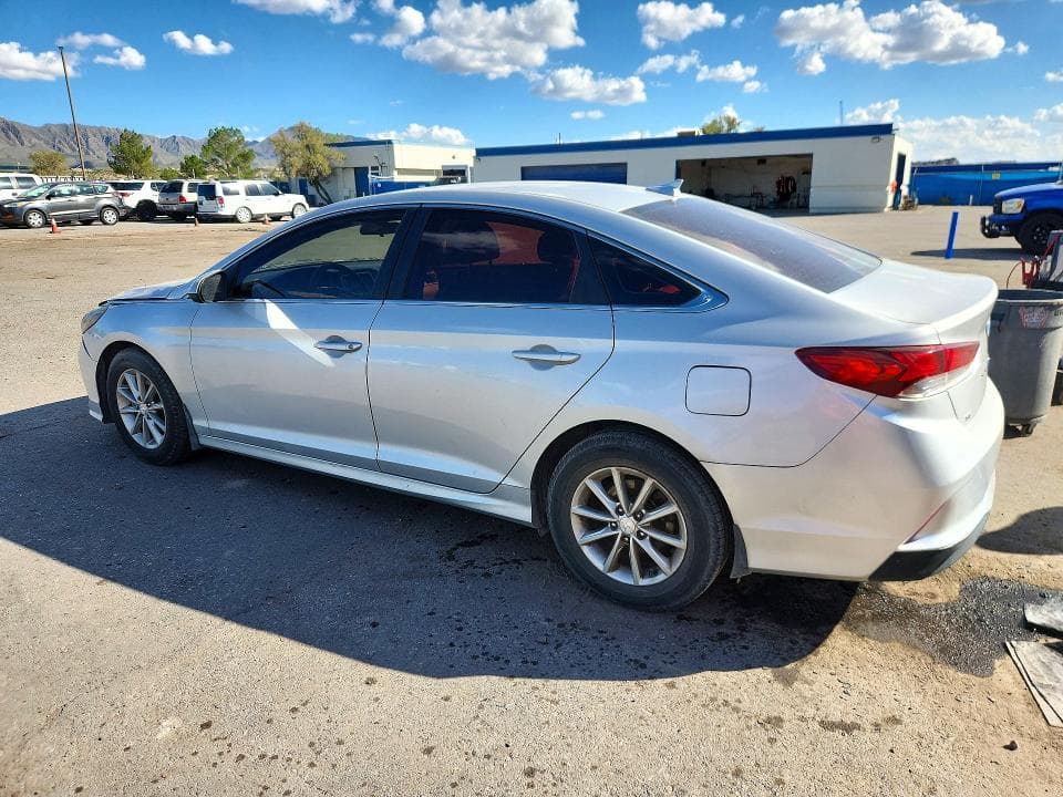 2019 HYUNDAI SONATA SE 2
