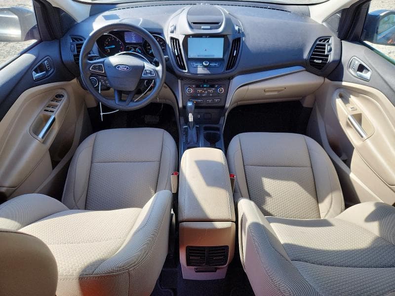 2017 FORD ESCAPE SE 8