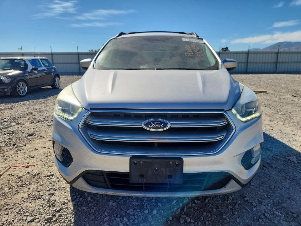 2017 FORD ESCAPE SE 5