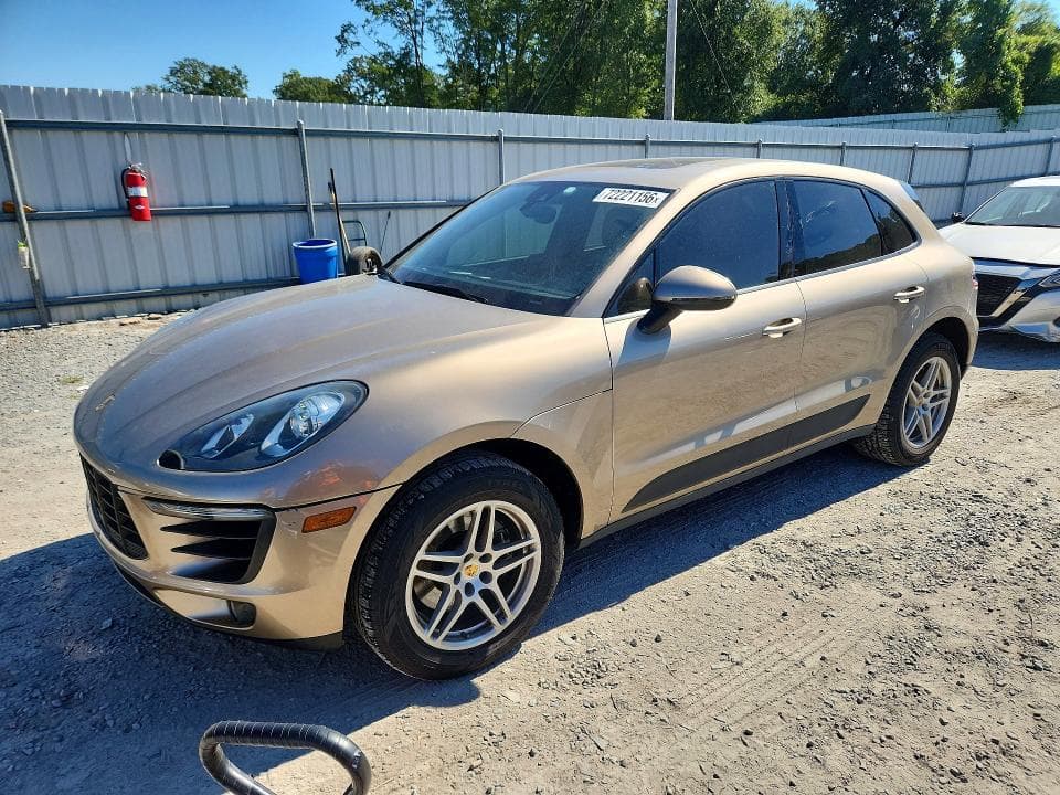 2017 PORSCHE MACAN - 1