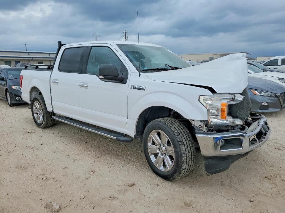 2018 FORD F150 SUPERCREW 4