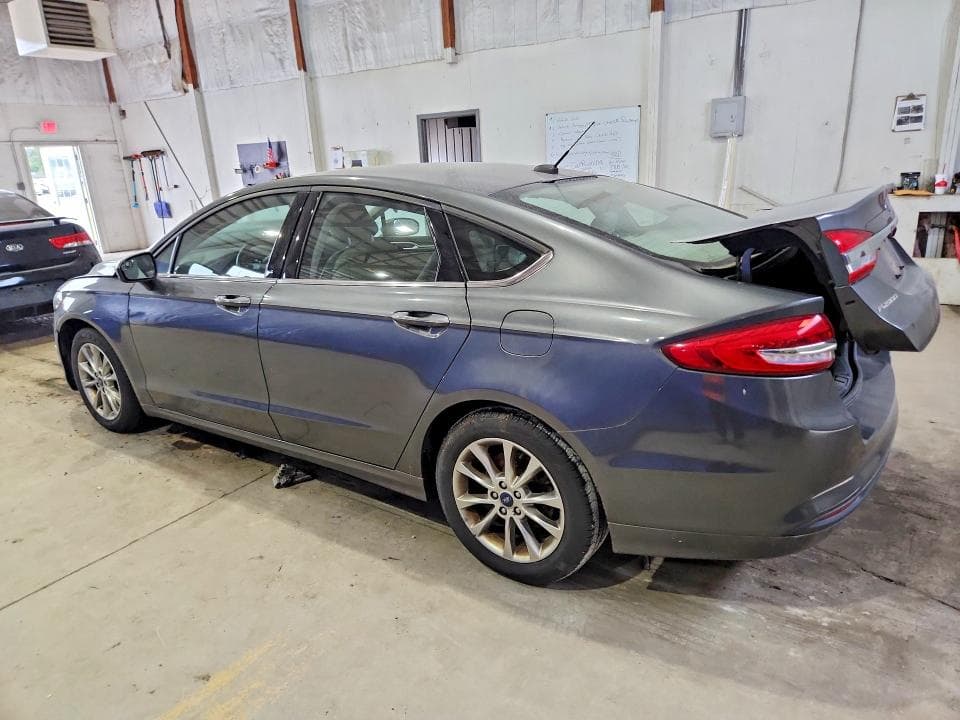 2017 FORD FUSION SE 2
