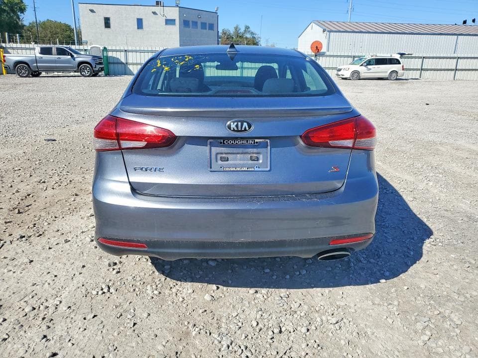 2018 KIA FORTE S 6