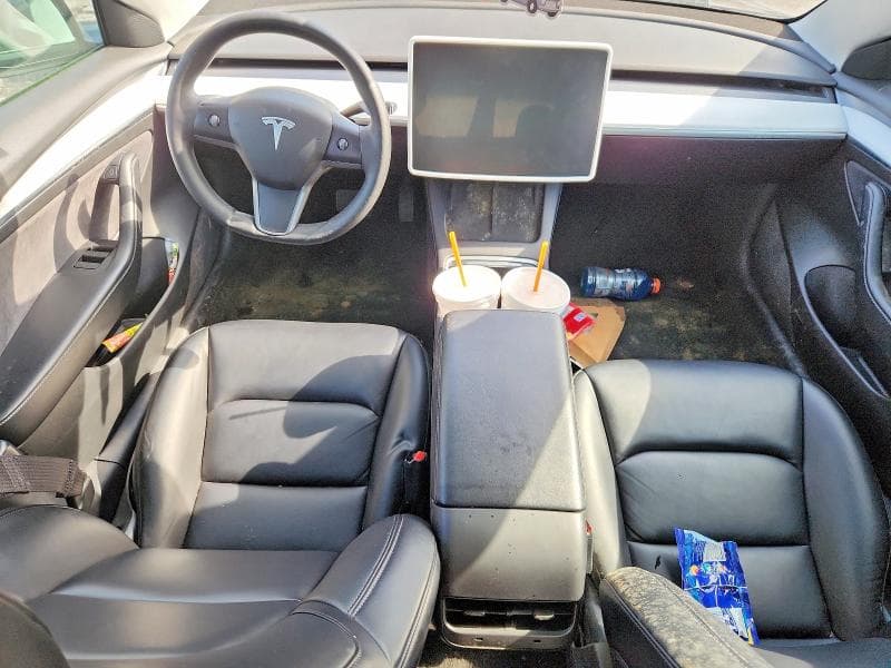 2021 TESLA MODEL 3 8