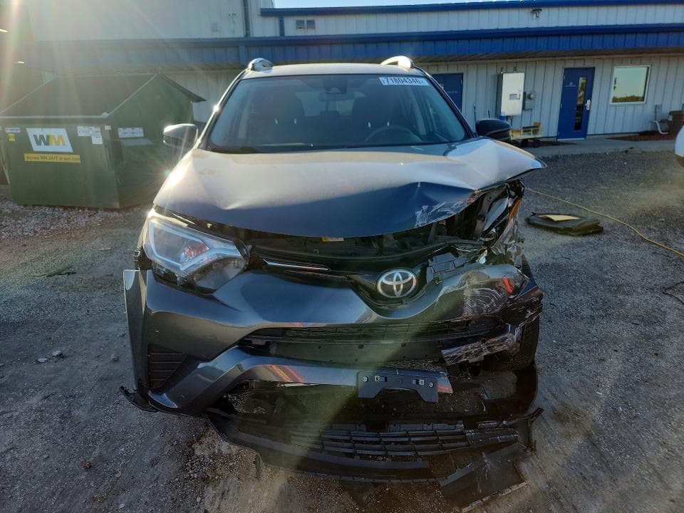 2018 TOYOTA RAV4 LE 5