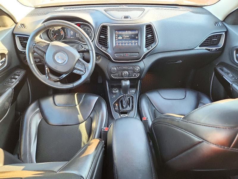 2019 JEEP CHEROKEE LATITUDE PLUS 8