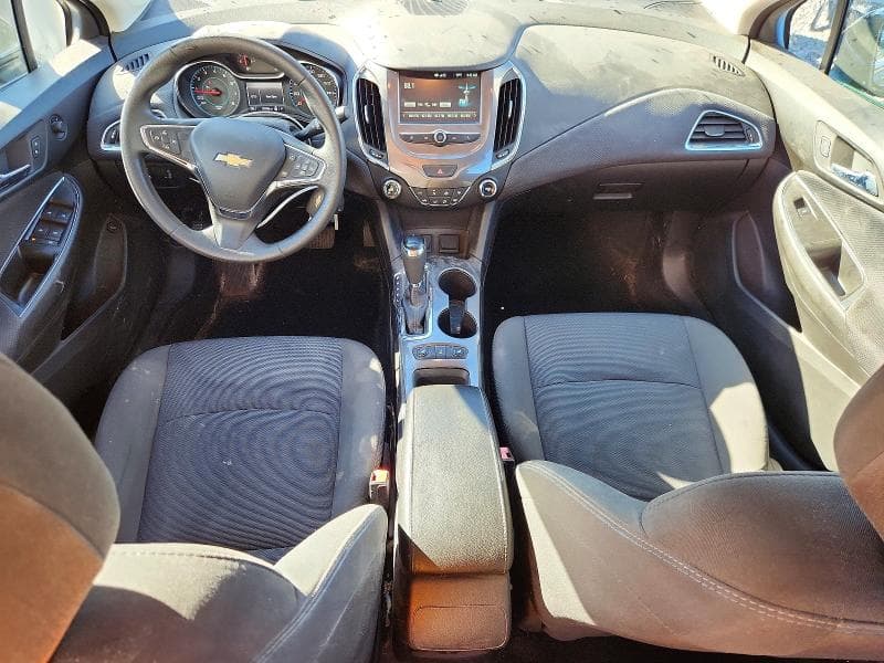 2017 CHEVROLET CRUZE LT 8