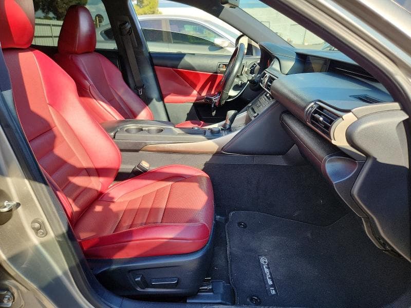 2019 LEXUS IS 300 7