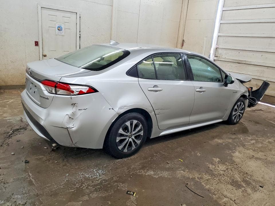 2020 TOYOTA COROLLA LE 3