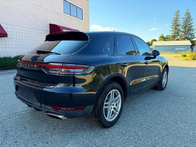 2021 PORSCHE MACAN 4