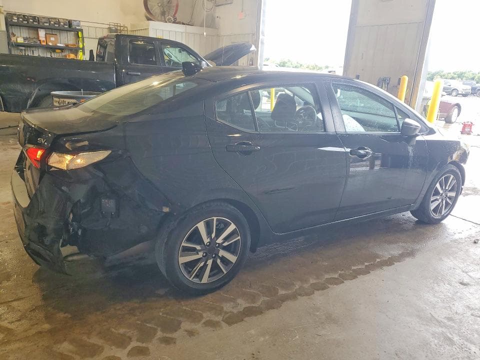 2021 NISSAN VERSA SV 3