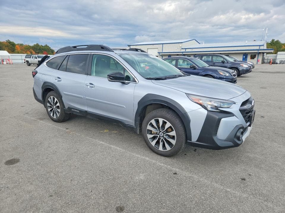2025 SUBARU OUTBACK LIMITED 4