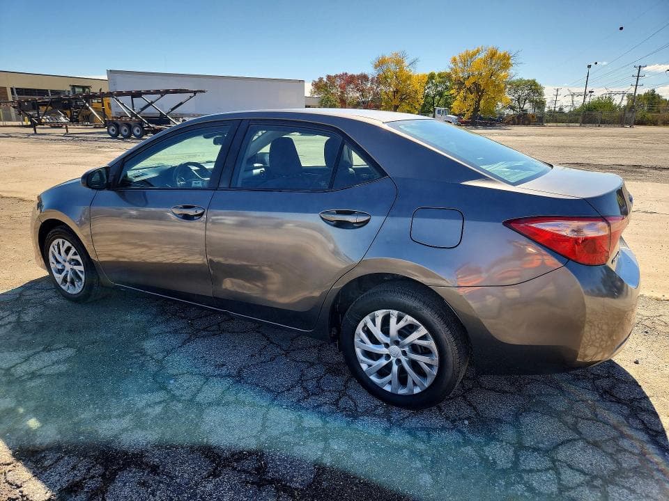 2018 TOYOTA COROLLA LE 2