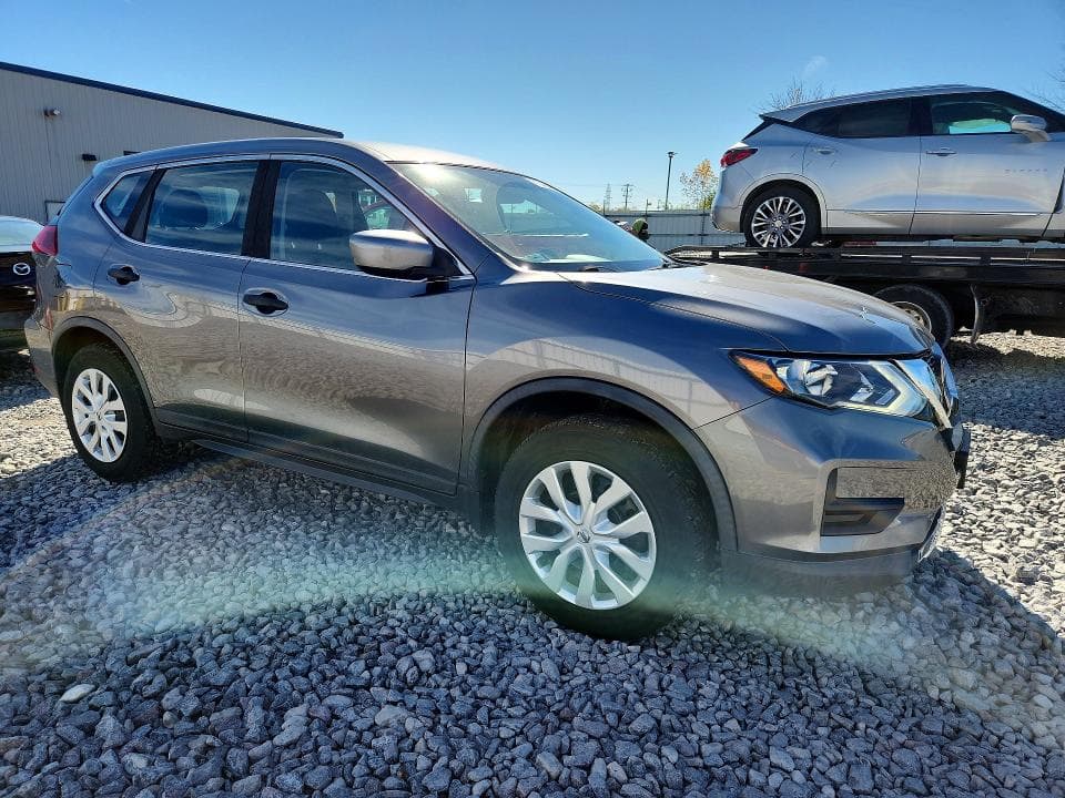 2018 NISSAN ROGUE S 4